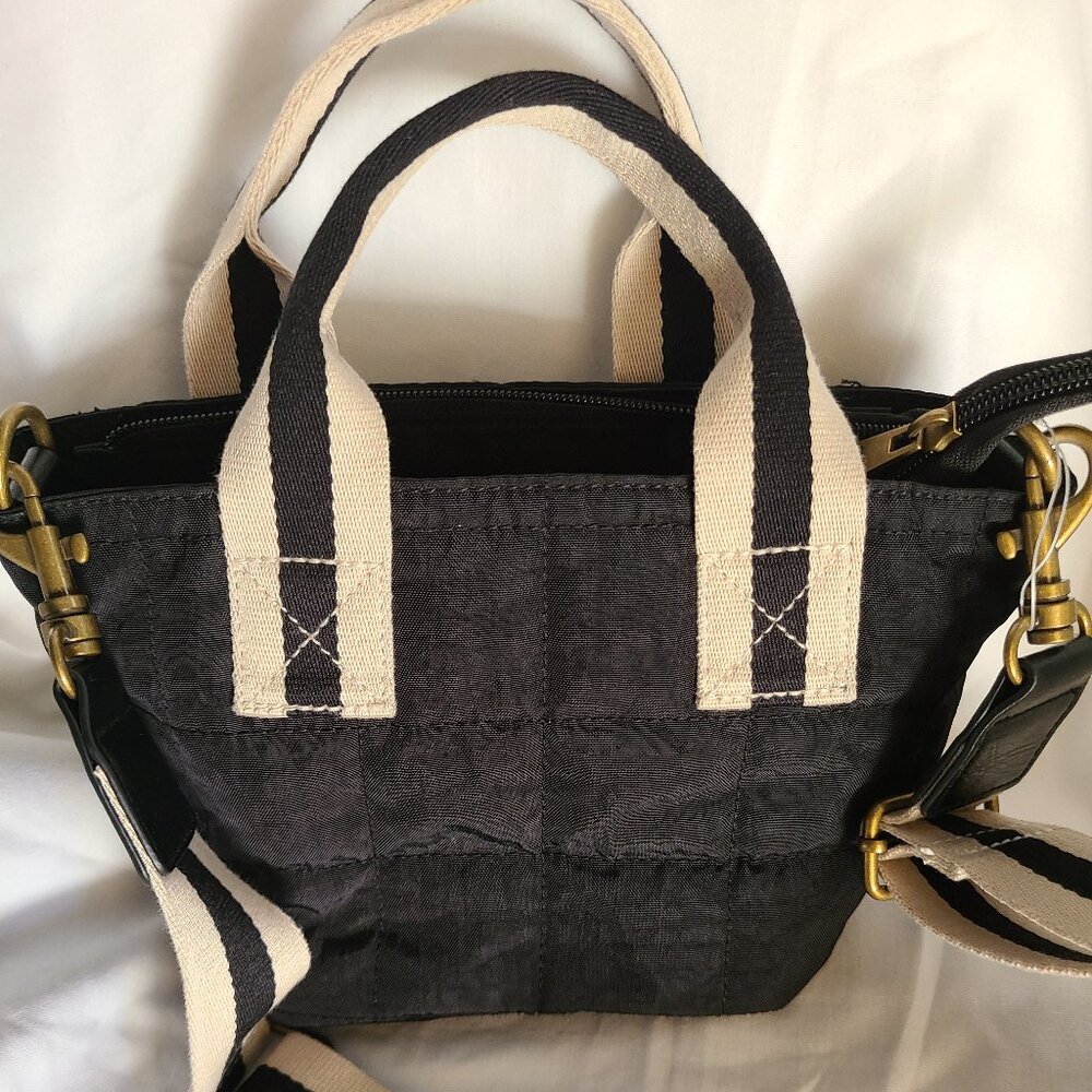 NWOT Universal Thread Black Puffer Mini Bag Crossbody Bag